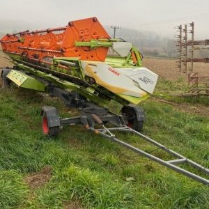 foto 18.2t/10.5m combine harvester pasy CLAAS Lexion 770